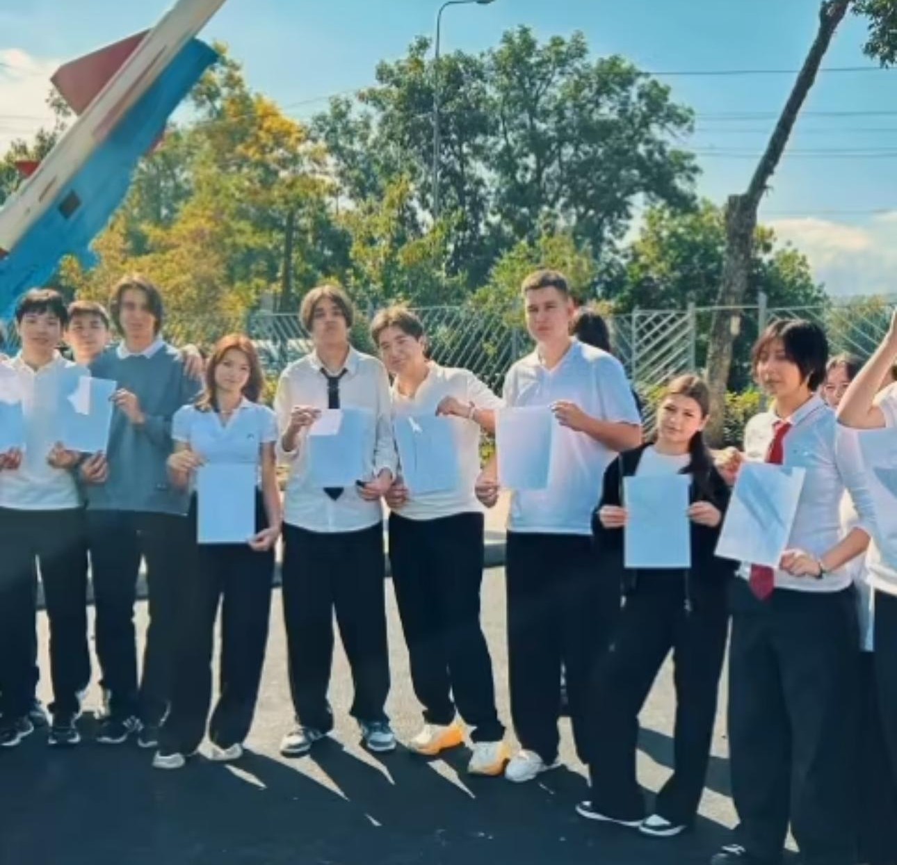 Антибуллинговый флешмоб «Сила в дружбе»